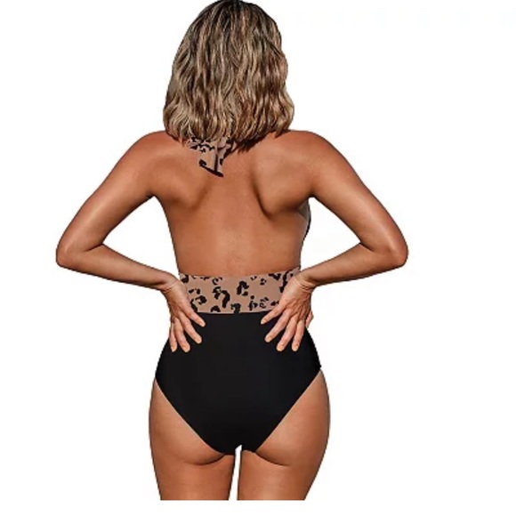 NWT Cupshe Leopard/Black Halter One Pice Swimsuit L - Picture 6 of 6